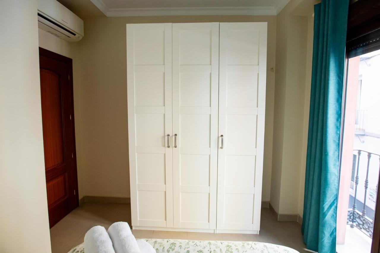 Dona Concha Alameda Apartment เซบีญา ภายนอก รูปภาพ